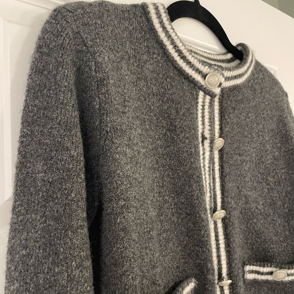 American Eagle Outfitters Whoa So Soft Crew Neck Lady Cardigan, gray/white, XS - Picture 8 of 9